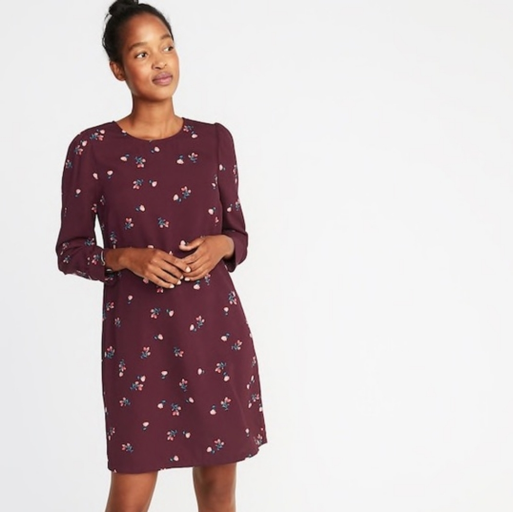 Old navy long sleeved maroon shift dress